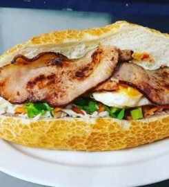 HM Café at The Mag-Pie Shop