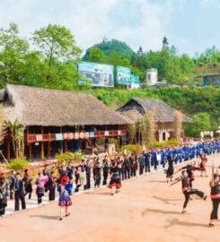 Nhà Hàng Dao Đỏ Sa Pa