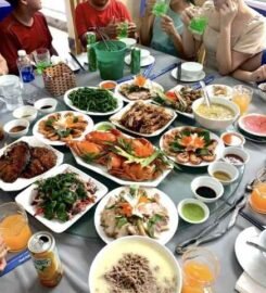 Nhà Hàng Sầm Sơn Uy Tín Dũng Quých