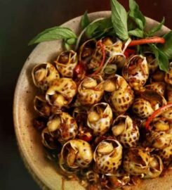 Nhà hàng Madame Lân