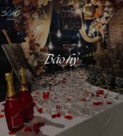 Sông – Seafood & Grill