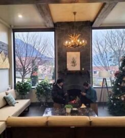 Tiệm Cafe Pine Hill Sapa