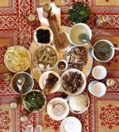 Madame Lyn Restaurant