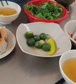 Bánh cuốn Bà Xuân