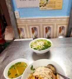 Phở Gà Nguyệt