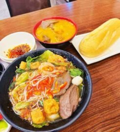 佩佩越式美食館